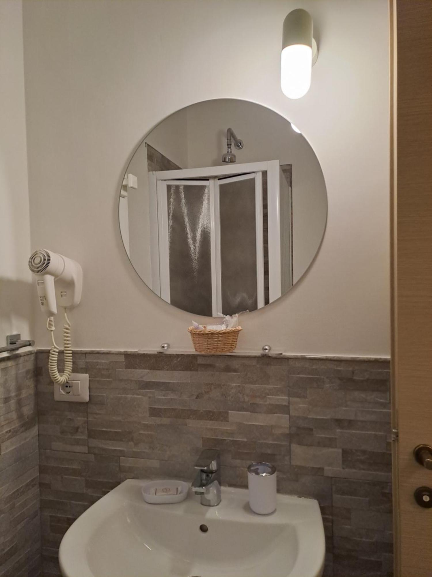"Vacanza A Casa" - Gallicano & Gallicano2 Rom Exteriör bild