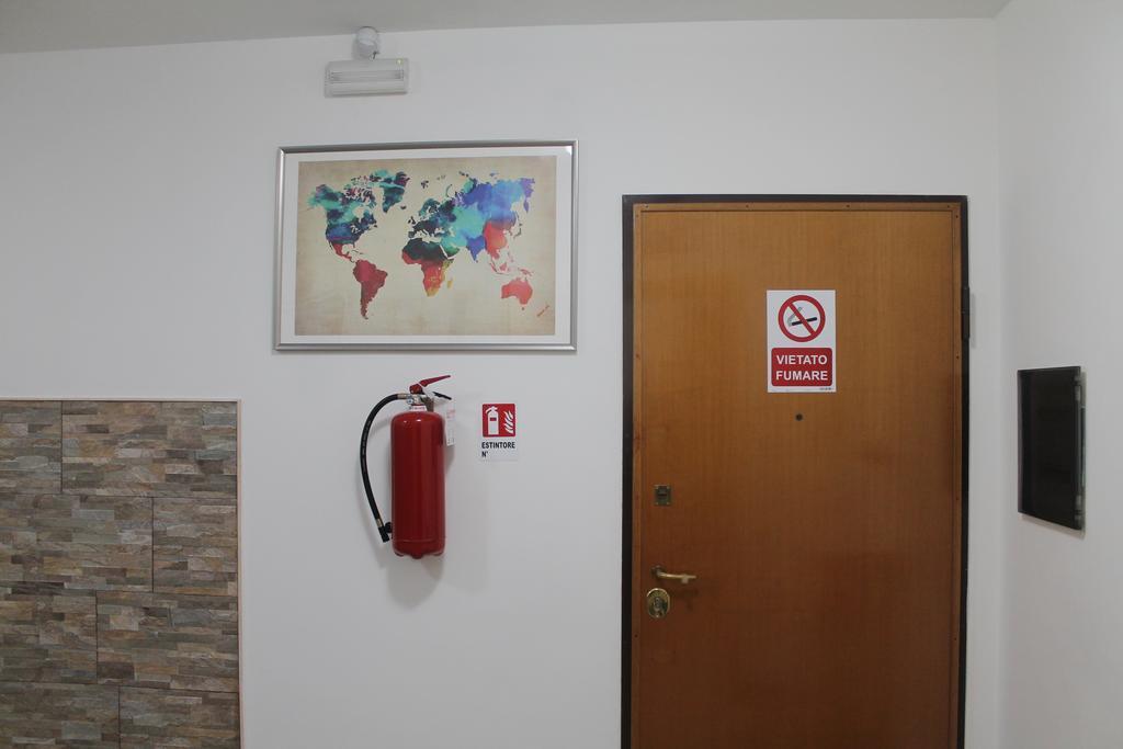 "Vacanza A Casa" - Gallicano & Gallicano2 Rom Exteriör bild