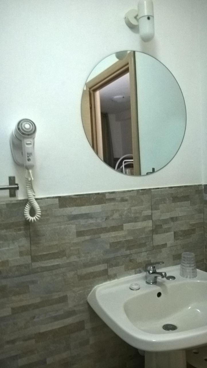 "Vacanza A Casa" - Gallicano & Gallicano2 Rom Exteriör bild
